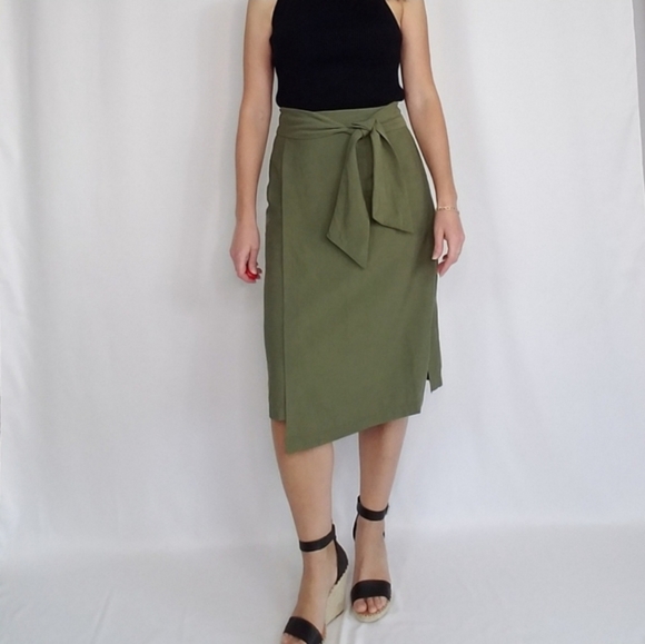 Dresses & Skirts - Olive green high waist skirt